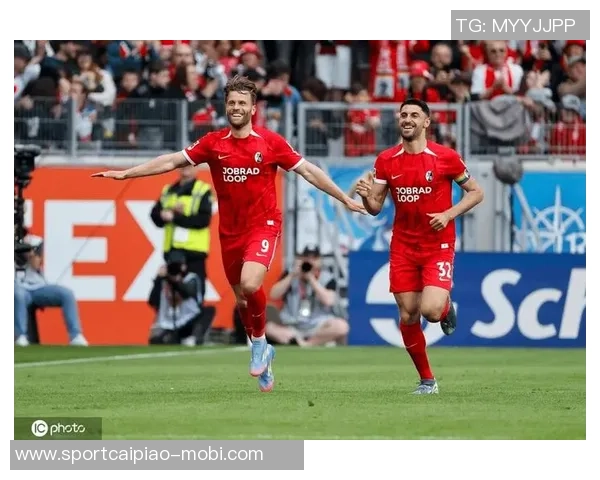 弗赖堡中场埃格施泰因对阵拜仁18战全败记录令人唏嘘 弗赖堡中场埃格施泰因对阵拜仁18战全败记录令人唏嘘