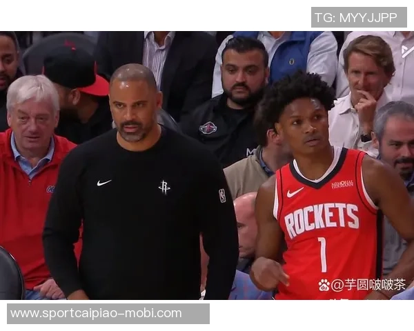 乌度卡回顾比赛：抢球拼抢激烈久违的场面让人振奋